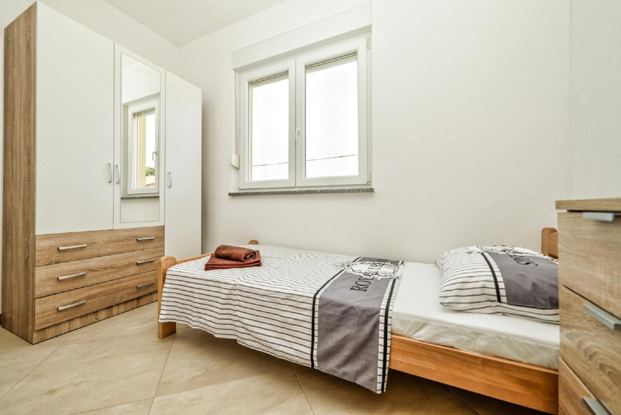 Apartment Una Пула Экстерьер фото