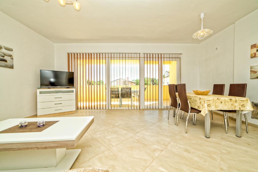 Apartment Una Пула Экстерьер фото